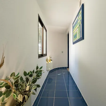 Vitry By Intiholidays