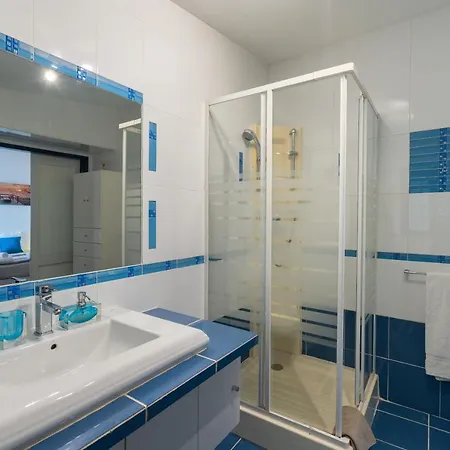 Villa Vitry By Intiholidays